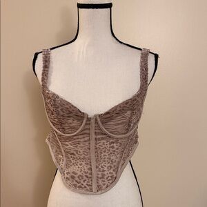 PrettyLittleThing Leopard Print Corset Top in Brown